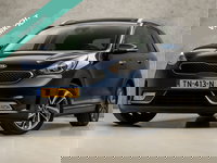 Kia Niro - 1.6 GDi Hybrid Sport 142Pk Automaat (SCHUIFDAK, APPLE CARPLAY, NAVIGATIE, CAMERA, LEDER, STUUR/STOELVERWARMING, SPORTSTOELEN, GETINT GLAS, NIEUWE APK, NIEUWSTAAT)