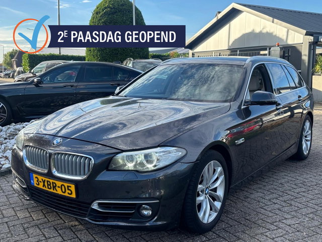 BMW 5 Serie - Touring 550I V8 High Executive 2014 Facelift DVD