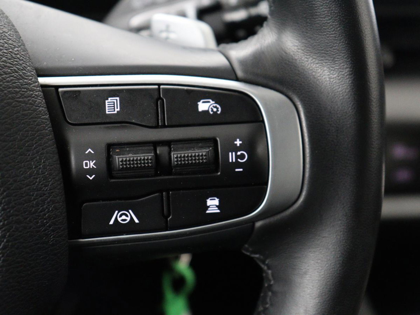 Kia Sportage 1.6 T-GDi Plug-in Hybrid AWD DynamicLine | Adaptive cruise | Camera | Carplay | Navigatie | Digital Cockpit | 19'' | Climate control | Full LED | Parkeerhulp | PHEV | Plug In