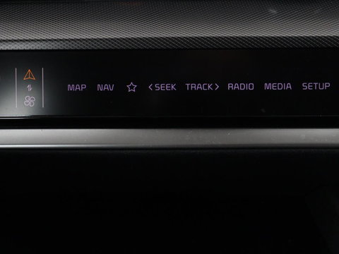 Kia Sportage 1.6 T-GDi Plug-in Hybrid AWD DynamicLine | Adaptive cruise | Camera | Carplay | Navigatie | Digital Cockpit | 19'' | Climate control | Full LED | Parkeerhulp | PHEV | Plug In