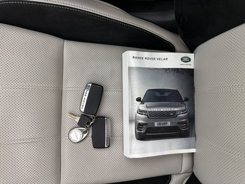 Land Rover Range Rover Velar 2.0 P300 Turbo AWD R-Dynamic HSE Aut. *PANO | HEAD-UP | LEATHER | MATRIX-LED | MEMORY-PACK | BLINDSPOT | MERIDIAN-SURROUND | DIGI-COCKPIT | CAMERA | KEYLESS | HEATED-COMFORTSEATS | PRIVACYGLASS | SHIFTPADDLES | TOWBAR | 22"A