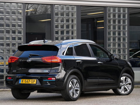 Kia e-Niro 64kWh/ SOH 100%/ EXECUTIVELINE/ SCHUIFDAK