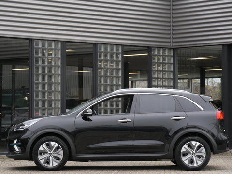 Kia e-Niro 64kWh/ SOH 100%/ EXECUTIVELINE/ SCHUIFDAK