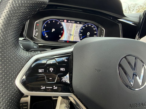 Volkswagen T-Roc Cabrio 1.5 TSI R-Line 150PK ACC|Carplay|IQ-lights|Virtiual-Cockpit|Camera