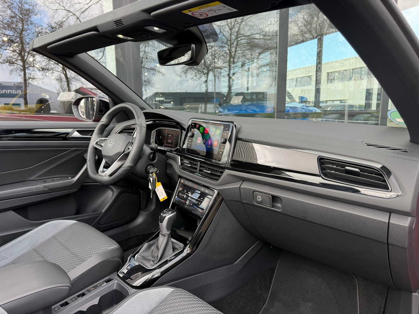 Volkswagen T-Roc Cabrio 1.5 TSI R-Line 150PK ACC|Carplay|IQ-lights|Virtiual-Cockpit|Camera