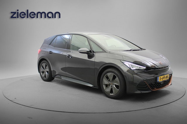 CUPRA Born - Essential 62 kWh - Carplay, Cruise, Stoelverw. Sportstoelen