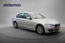 BMW 3 Serie - 318D High Executive Automaat - Navi, Camera, Leer, PDC, Xenon