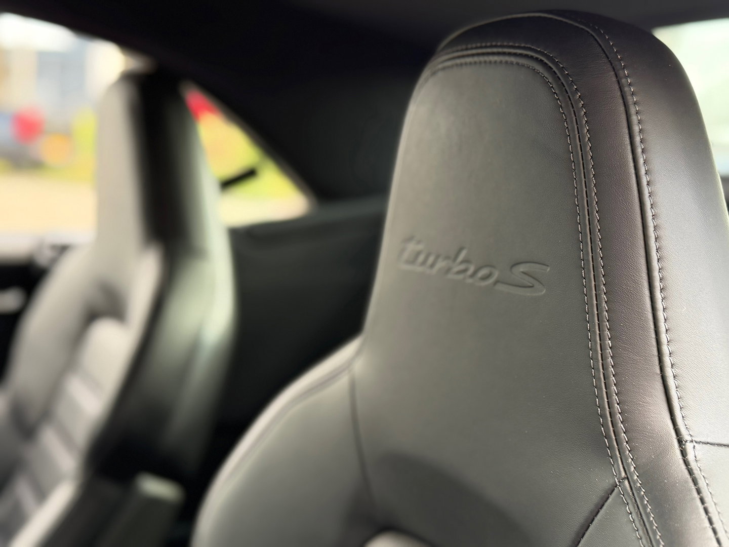 Porsche 911 Cabrio 3.8 Turbo S 650PK|Keramisch|Keyless|Carbon|18-weg|Matrix