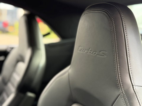 Porsche 911 Cabrio 3.8 Turbo S 650PK|Keramisch|Keyless|Carbon|18-weg|Matrix