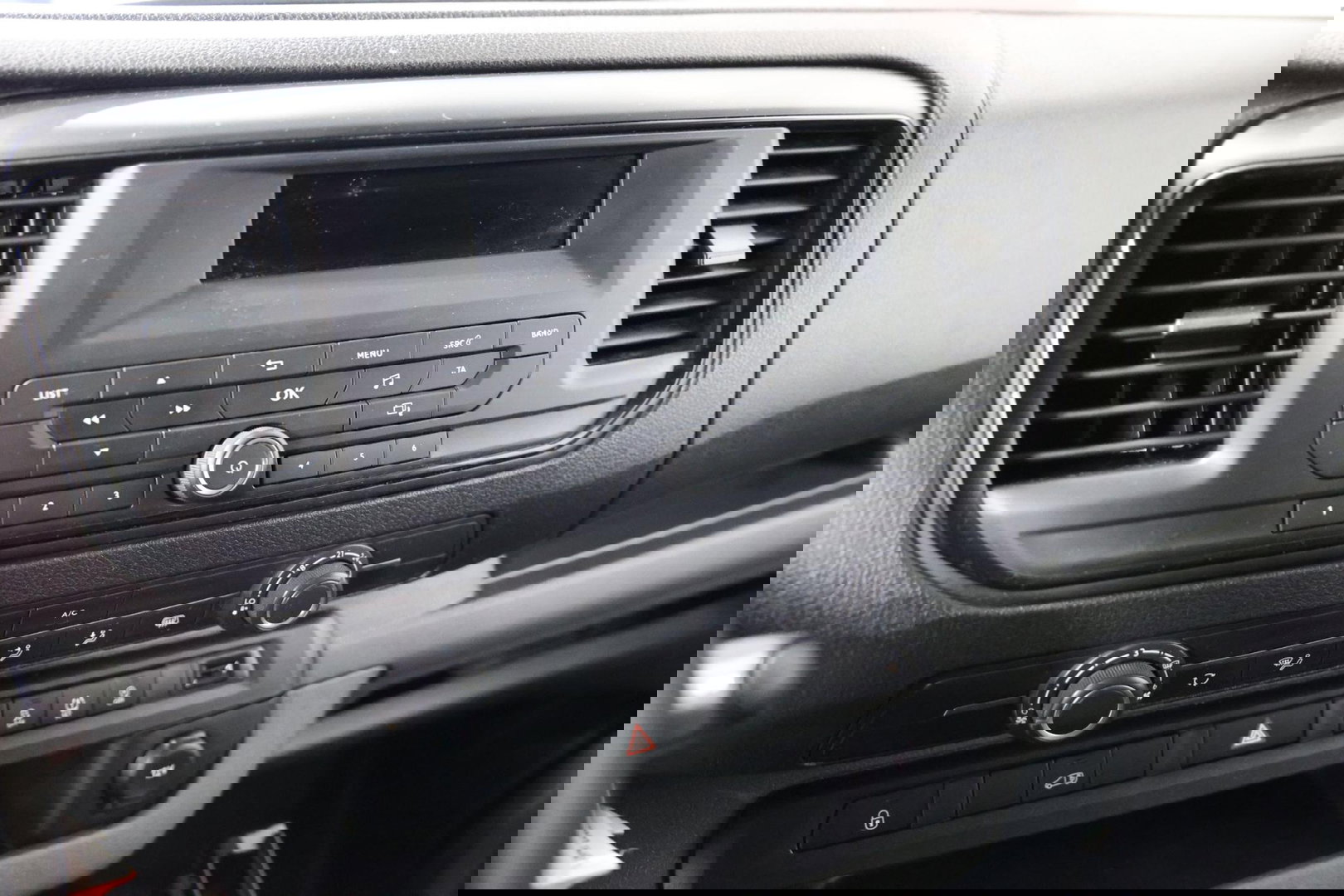 Opel Vivaro 1.5 CDTI L2H1 LANG IMPERIAAL EN TREKHAAK