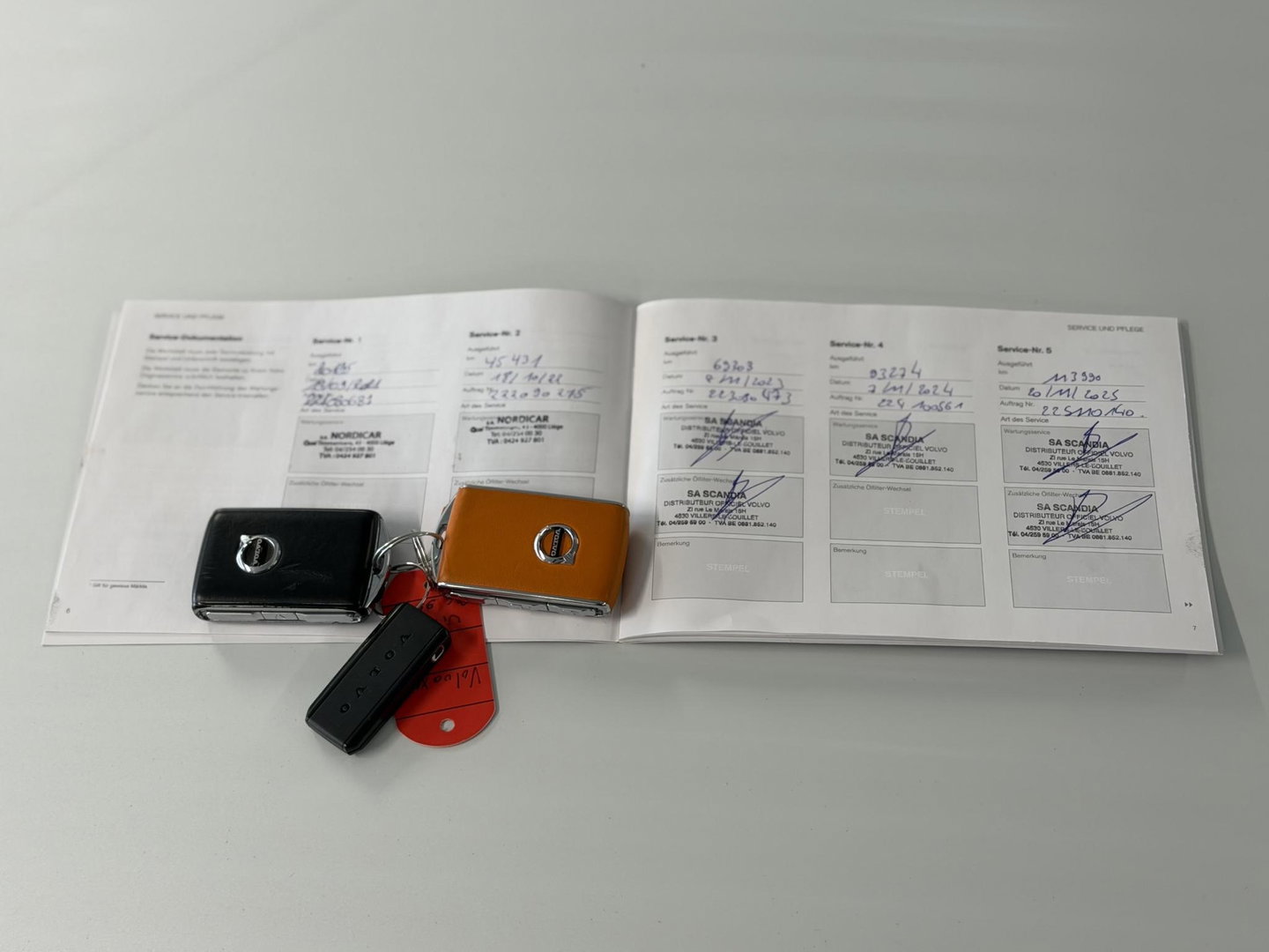 Volvo XC40 1.5 T5 Recharge 262 PK R-Design |H/K|Winterpakket|Cam|Trekhaak