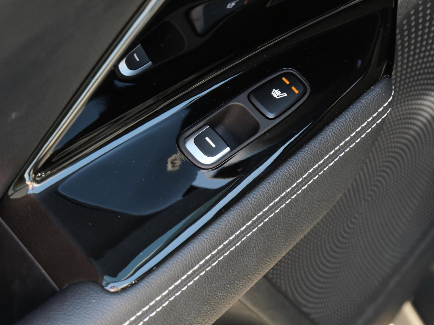 Kia e-Niro 64kWh/ SOH 100%/ EXECUTIVELINE/ SCHUIFDAK