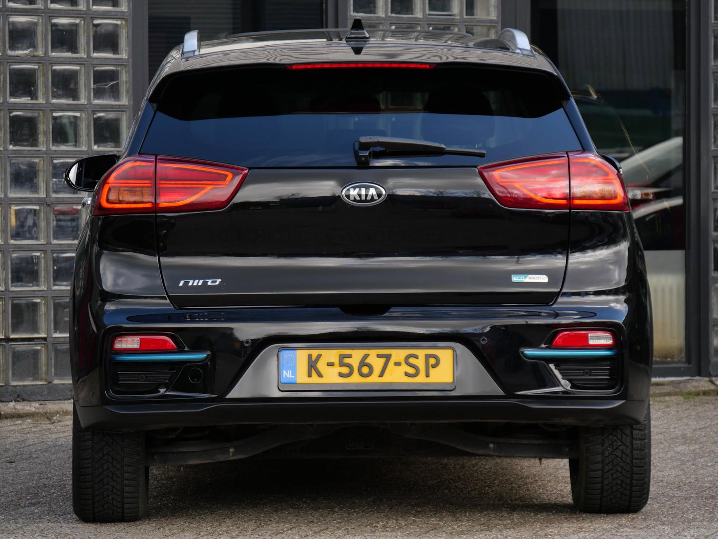 Kia e-Niro 64kWh/ SOH 100%/ EXECUTIVELINE/ SCHUIFDAK