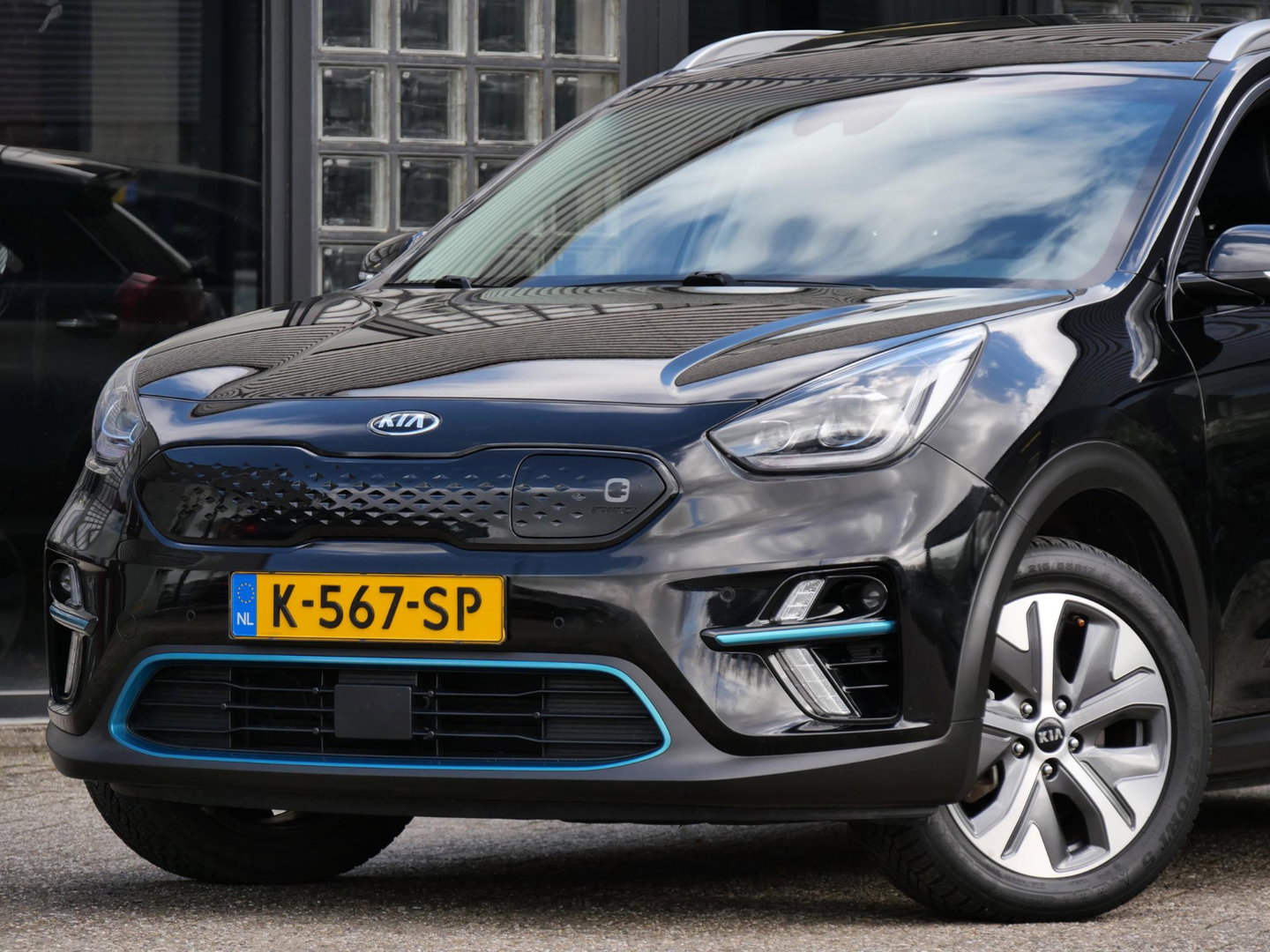 Kia e-Niro 64kWh/ SOH 100%/ EXECUTIVELINE/ SCHUIFDAK