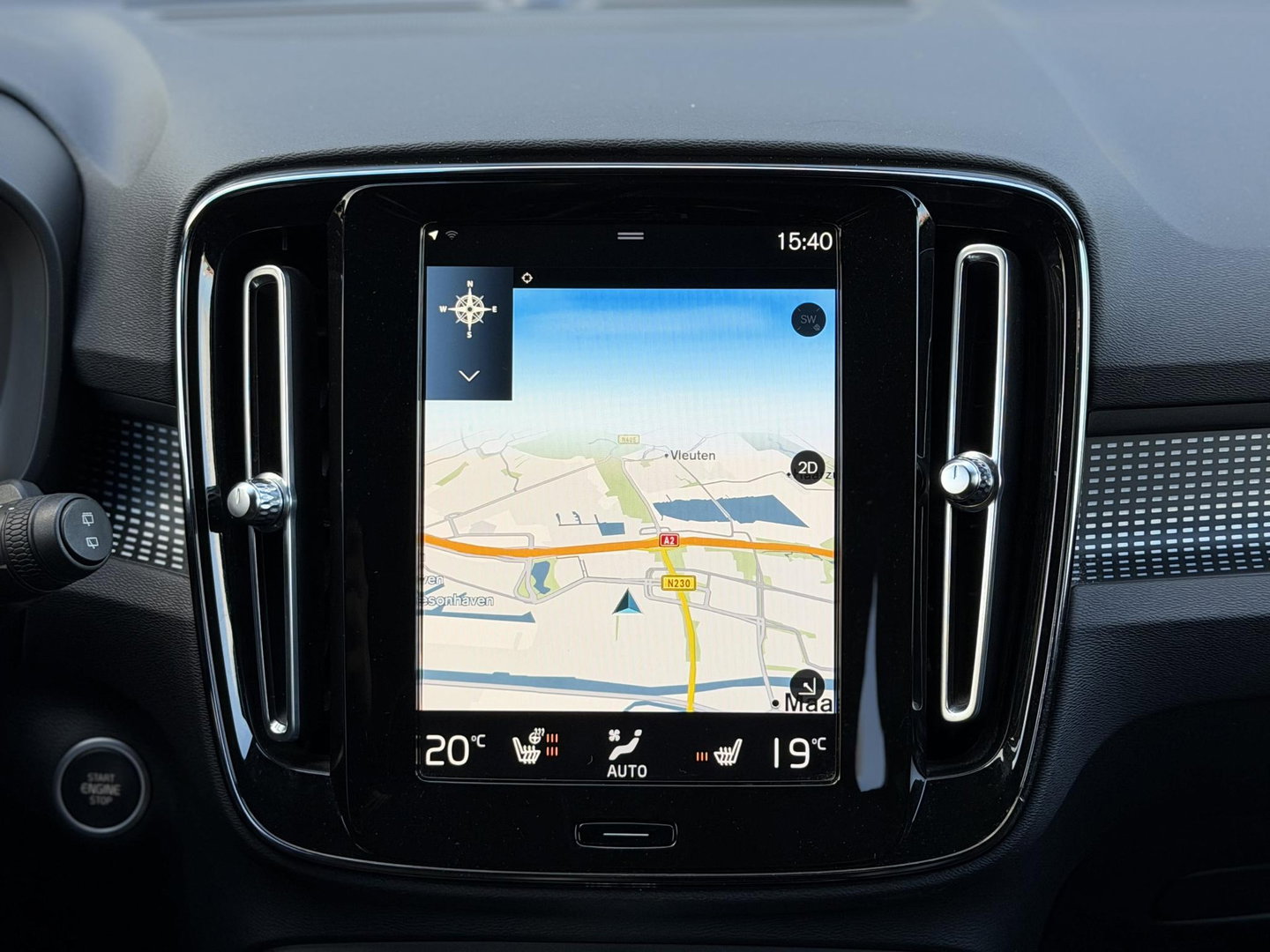 Volvo XC40 1.5 T4 Recharge R-Design |Cam|Led|Winterpakket|Trekhaak