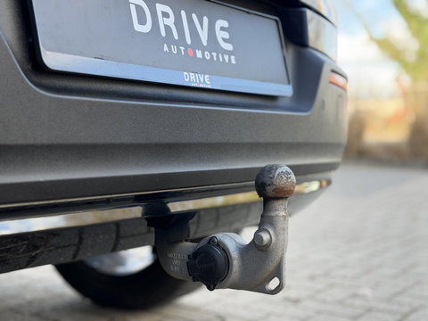 Volvo XC40 1.5 T4 Recharge R-Design |Cam|Led|Winterpakket|Trekhaak