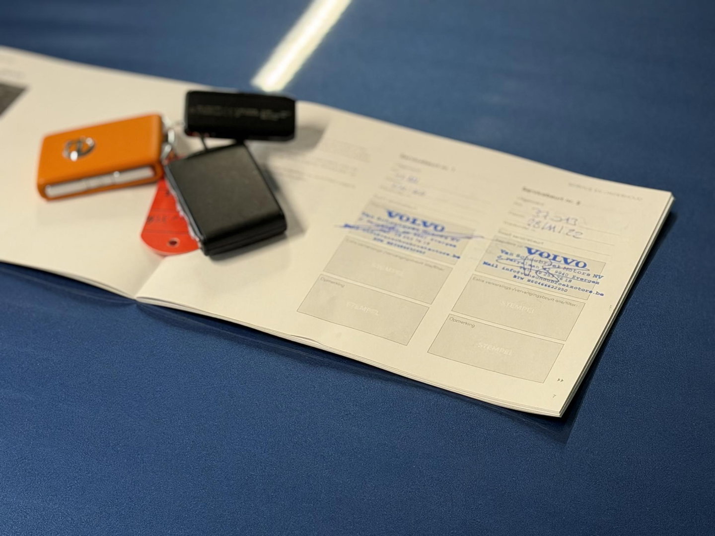 Volvo XC40 1.5 T4 Recharge R-Design |Cam|Led|Winterpakket|Trekhaak