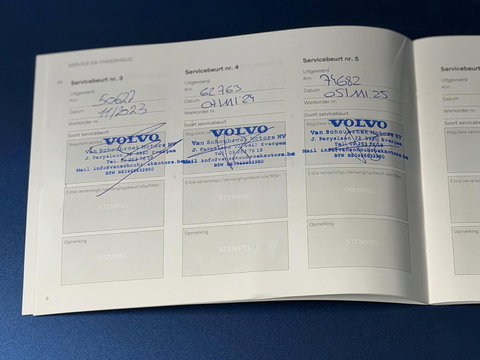 Volvo XC40 1.5 T4 Recharge R-Design |Cam|Led|Winterpakket|Trekhaak