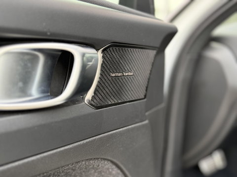 Volvo XC40 1.5 T4 Recharge R-Design |Pano|H/K|Winterpakket|360Cam|Trekhaak