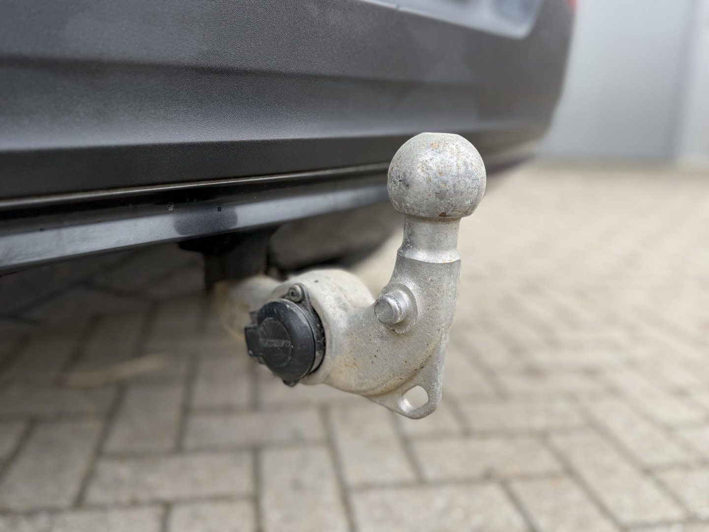 Volvo XC40 1.5 T4 Recharge R-Design |Pano|H/K|Winterpakket|360Cam|Trekhaak