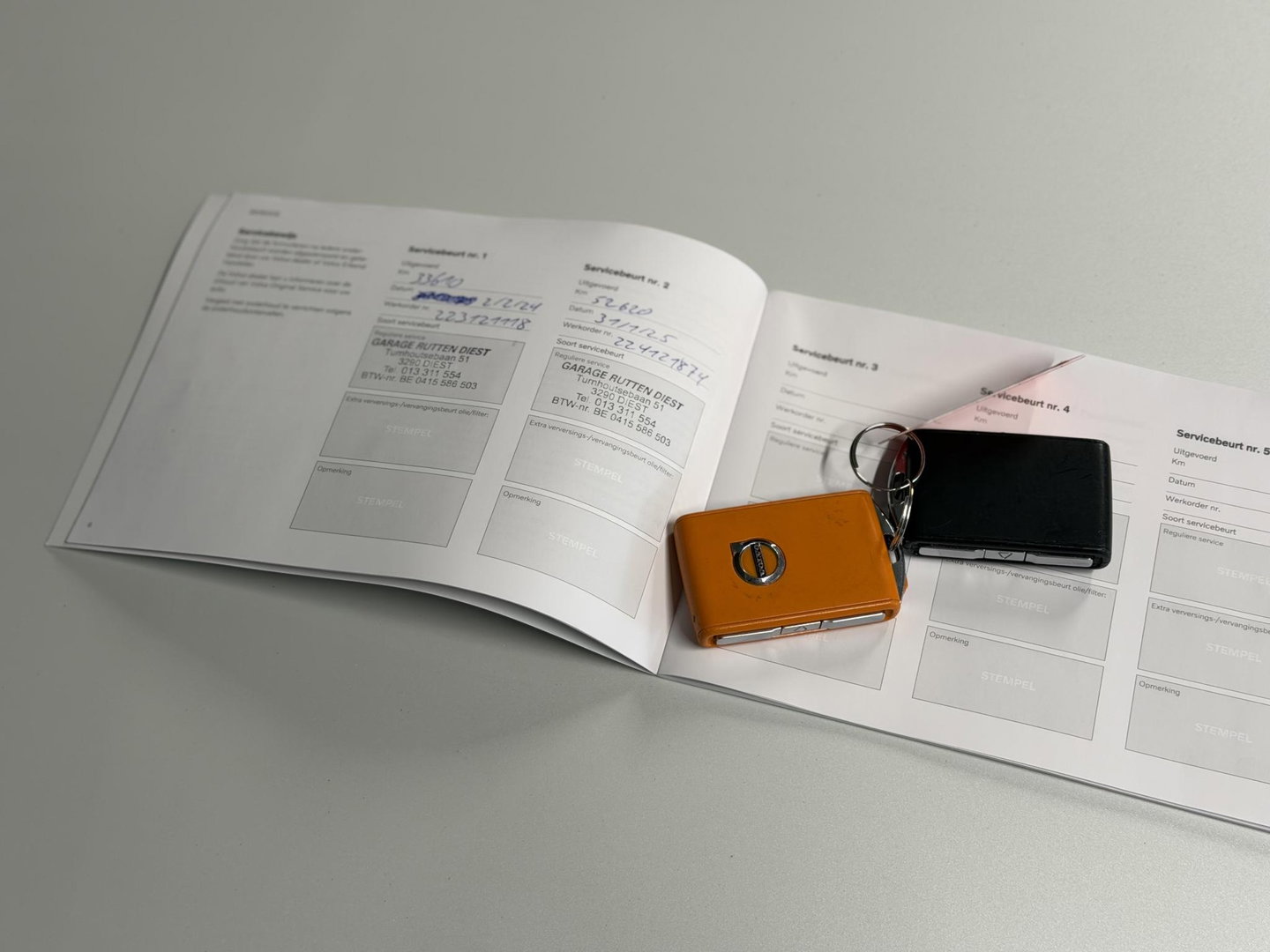 Volvo XC40 1.5 T4 Recharge R-Design |Pano|H/K|Winterpakket|360Cam|Trekhaak