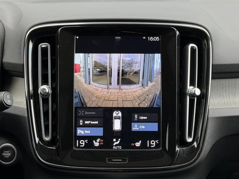 Volvo XC40 1.5 T5 Recharge Inscription |Pano|H/K|360CAM|Leer|Memory|PilotAssist|Trekhaak|Thunder Grey
