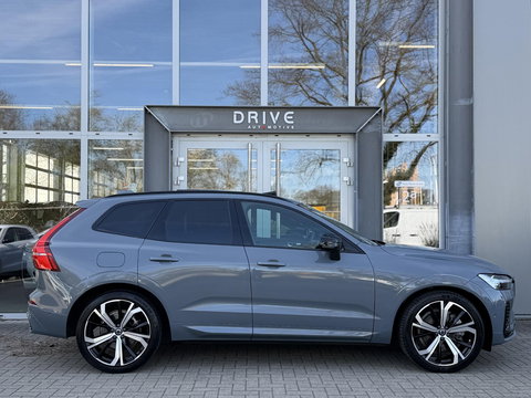 Volvo XC60 2.0 T8 Plug-in hybrid AWD Ultimate Dark |Pano|Luchtvering|Bowers & Wilkins|21"