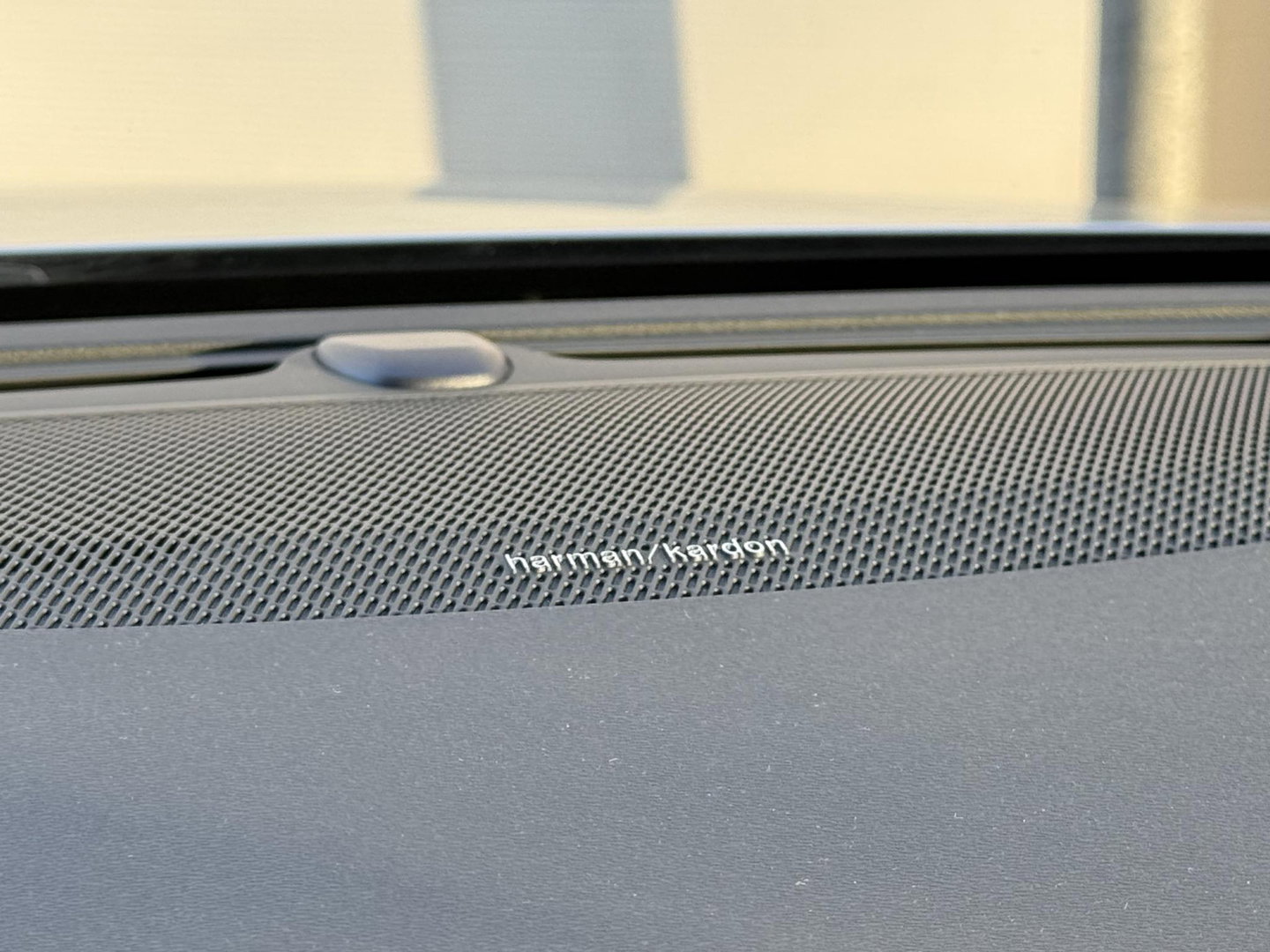 Volvo V60 2.0 T8 Recharge 390PK AWD R-Design |Pano|H/K|360CAM|AutoPilot|Trekhaak