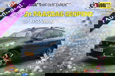 Peugeot 2008 - 1.2 Automaat Allure, Camera, Panodak, Trekhaak, NL/NAP, Compleet!