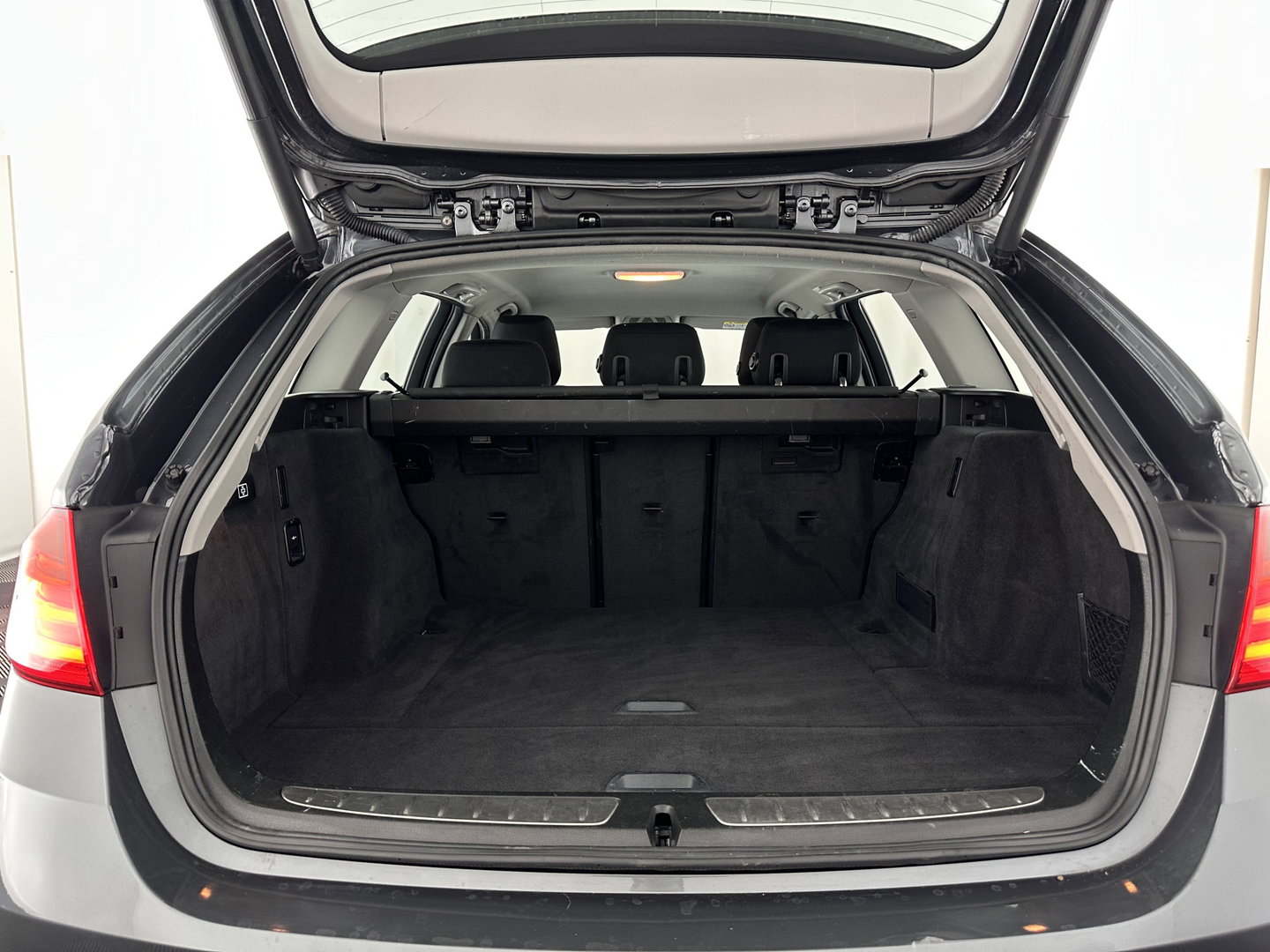 BMW 3 Serie Touring 316i Business Aut. *NAVI-FULLMAP | SPORT-SEATS | AIRCO | CRUISE | 18''ALU*