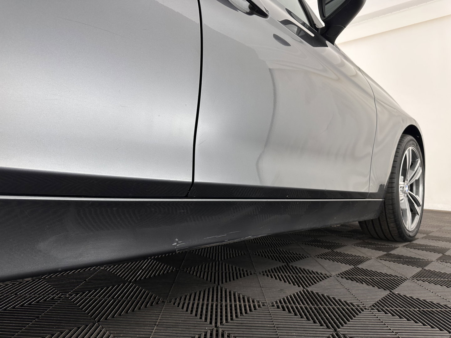 BMW 3 Serie Touring 316i Business Aut. *NAVI-FULLMAP | SPORT-SEATS | AIRCO | CRUISE | 18''ALU*