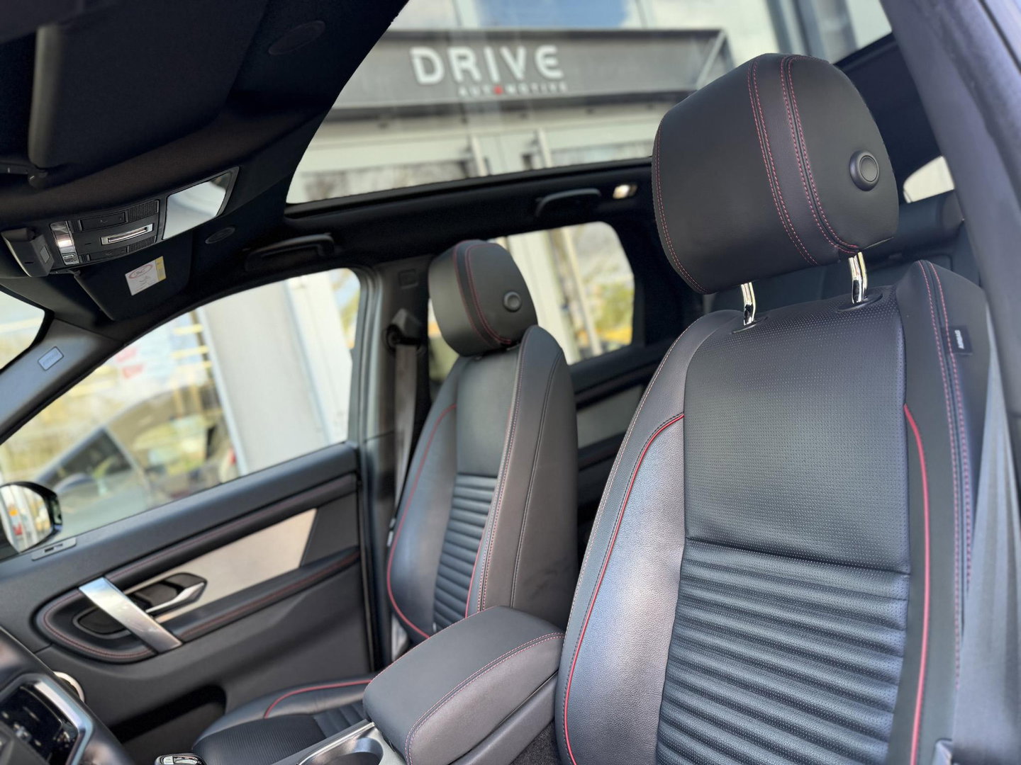 Land Rover Discovery Sport P300e 1.5 R-Dynamic SE |Pano|Meridian|Winter|HUD|Trekhaak