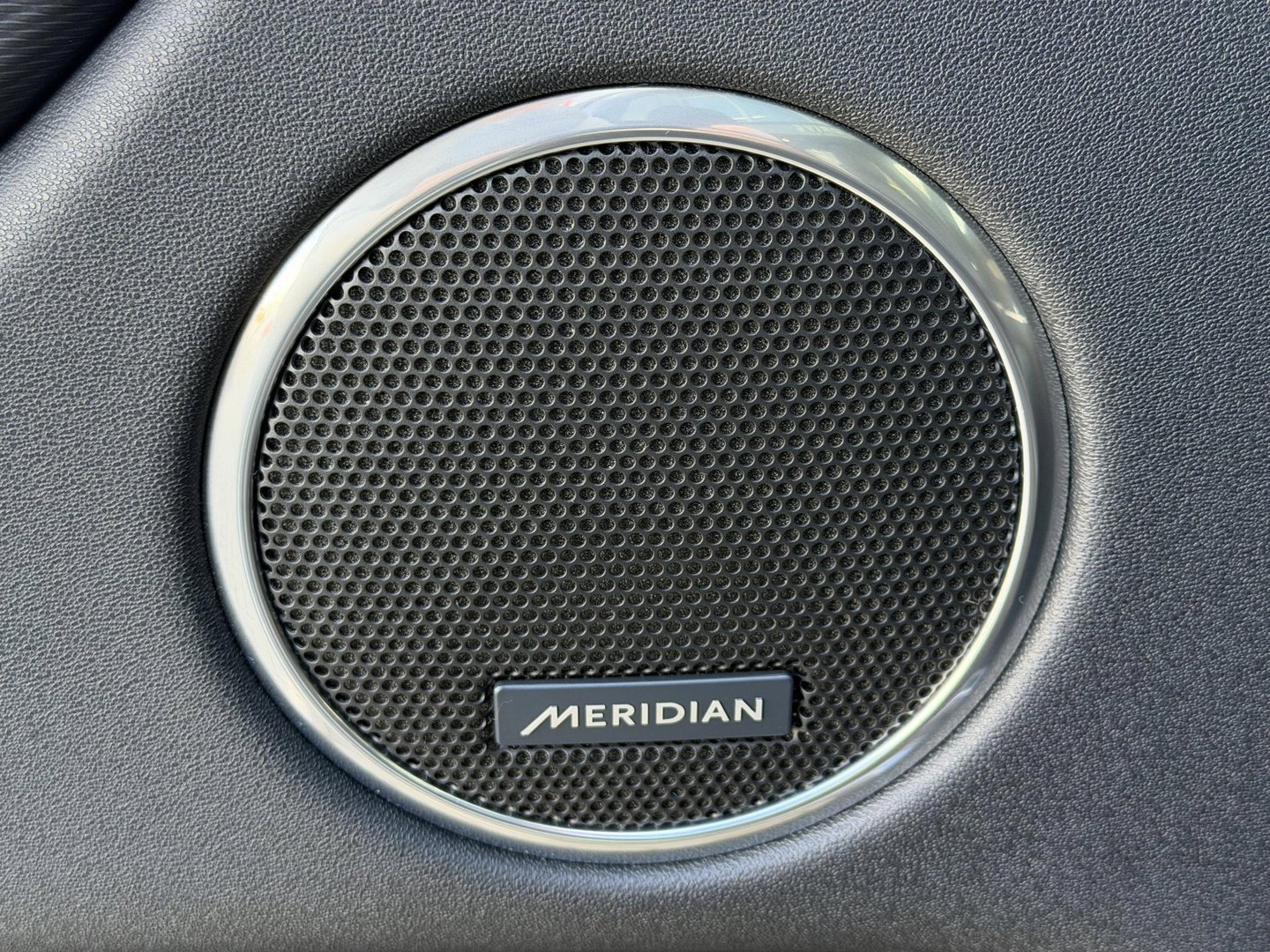 Land Rover Discovery Sport P300e 1.5 R-Dynamic SE |Pano|Meridian|Winter|HUD|Trekhaak