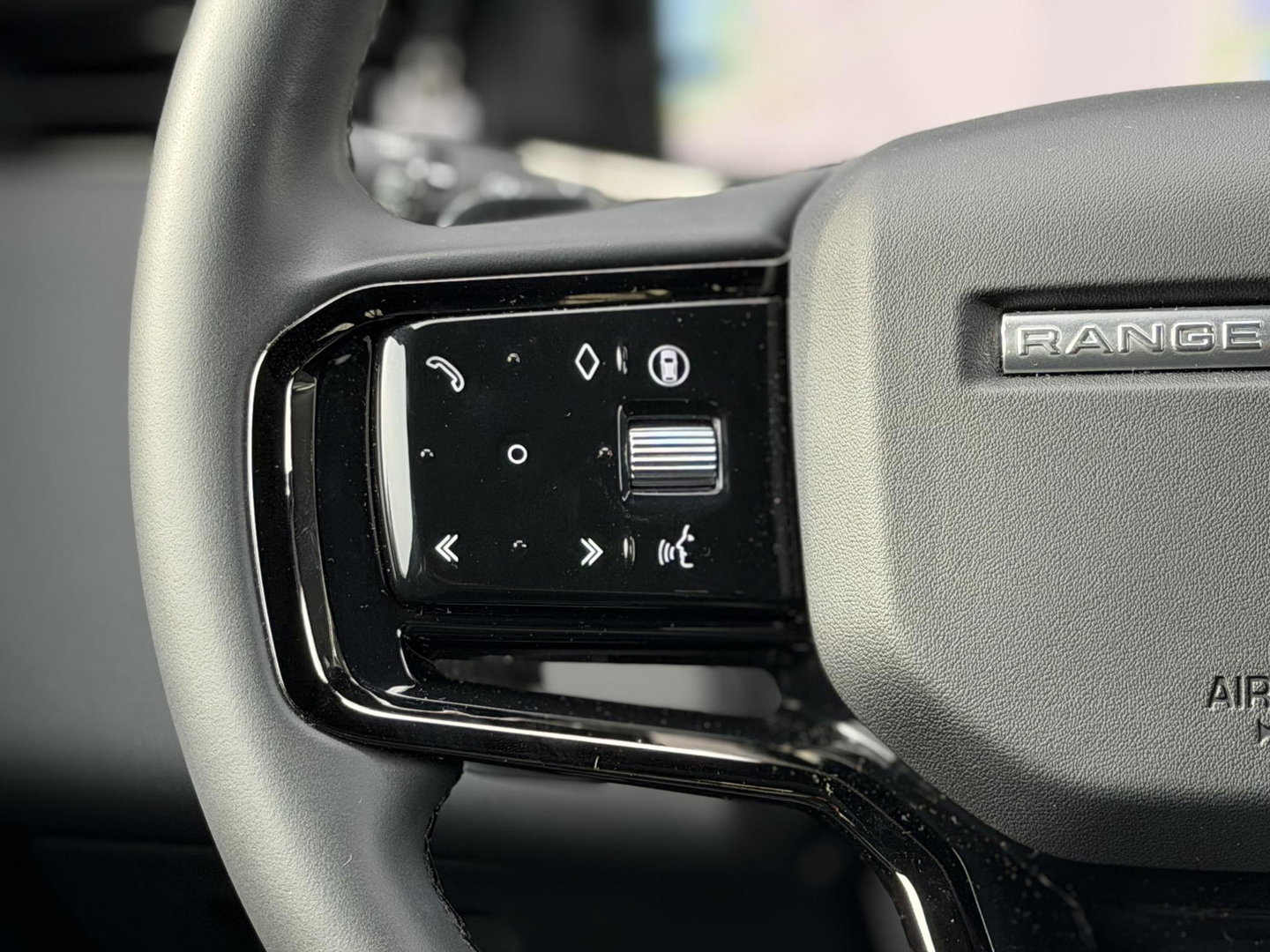 Land Rover Range Rover Evoque 1.5 P300e PHEV AWD R-Dynamic SE FACELIFT|Schuif/kantel|Meridian|360Cam|HUD|Winterpakket|