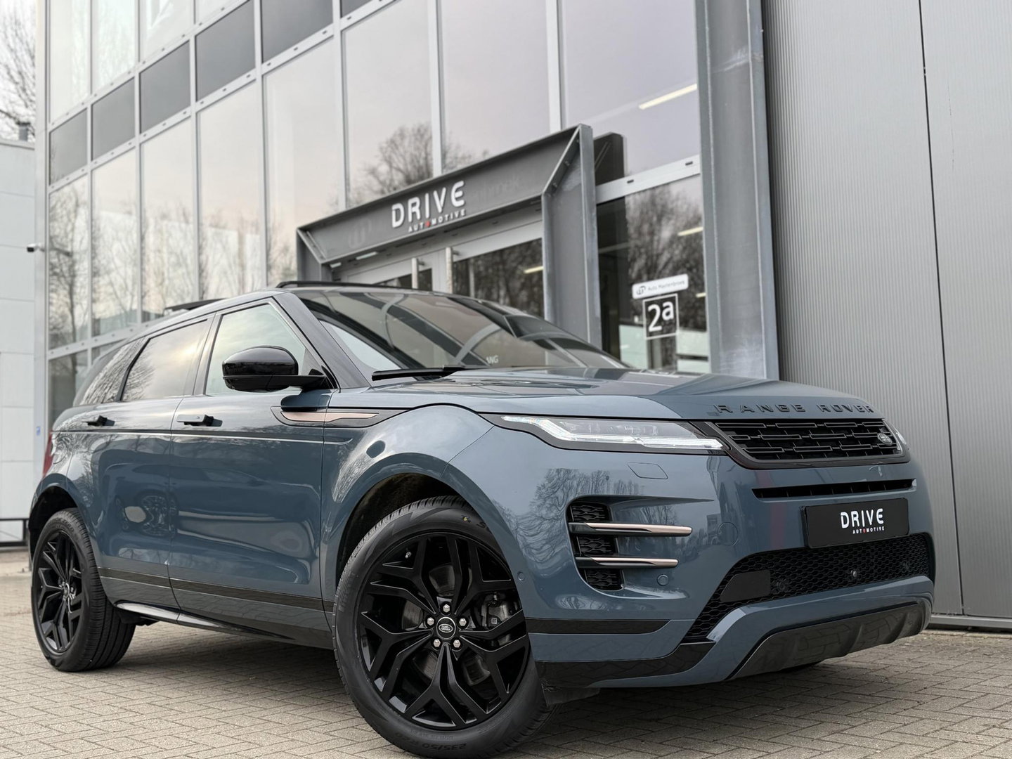Land Rover Range Rover Evoque 1.5 P300e PHEV AWD R-Dynamic SE FACELIFT|Schuif/kantel|Meridian|360Cam|HUD|Winterpakket|