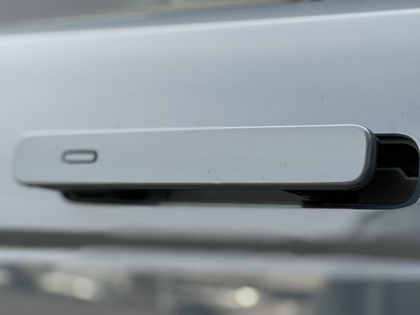 Land Rover Range Rover Evoque 1.5 P300e PHEV AWD R-Dynamic SE FACELIFT|Schuif/kantel|Meridian|360Cam|HUD|Winterpakket|