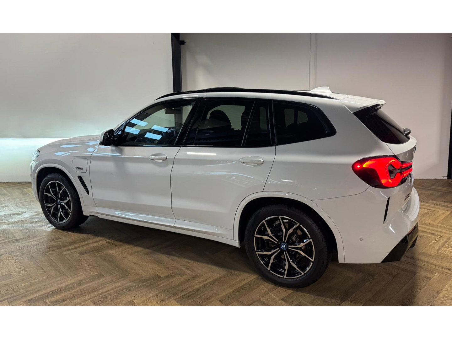 BMW X3 XDrive30e M PANO KEYLESS 360' VOL!
