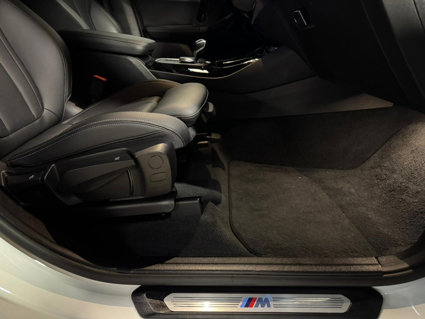 BMW X3 XDrive30e M PANO KEYLESS 360' VOL!