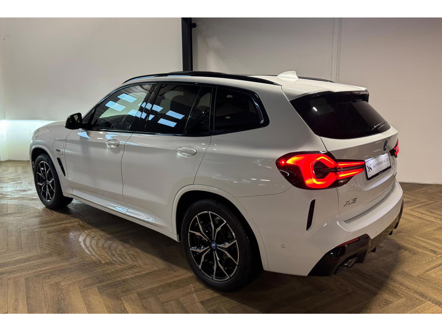 BMW X3 XDrive30e M PANO KEYLESS 360' VOL!