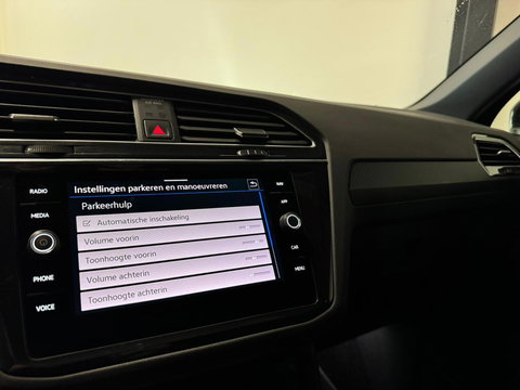 Volkswagen Tiguan 1.5 TSI R-Line PANO KEYLESS CAM
