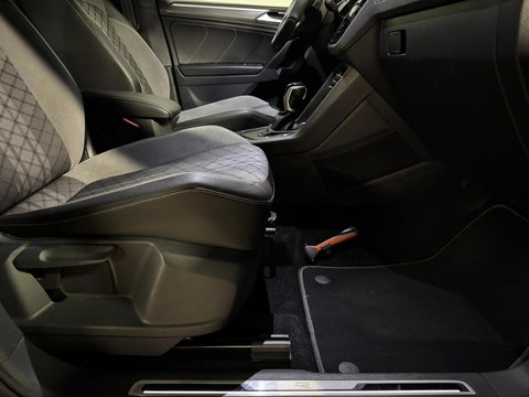 Volkswagen Tiguan 1.5 TSI R-Line PANO KEYLESS CAM