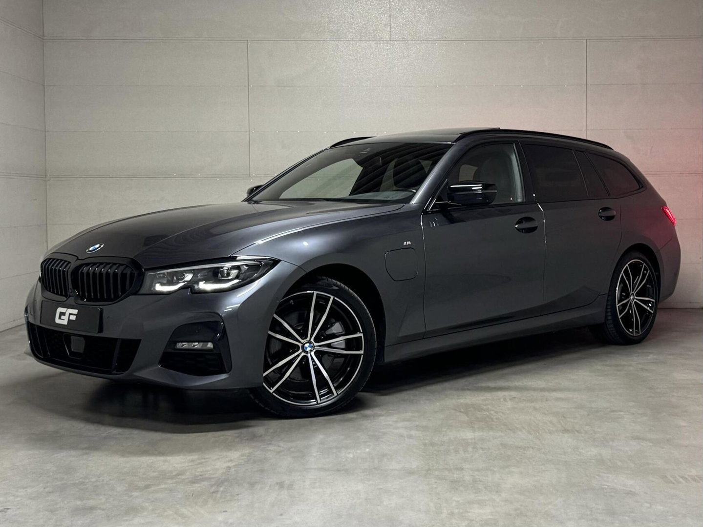 BMW 3 Serie Touring 320e High Executive