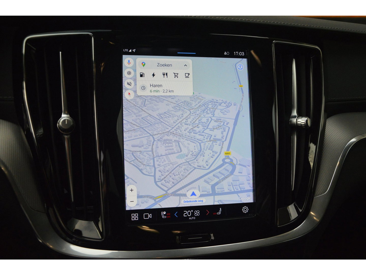 Volvo V60 T6 Hybride Ultimate Dark Long Range | Bowers & Wilkins | Head-Up Display | Panoramadak | Stoel + Stuur Verwarmd |