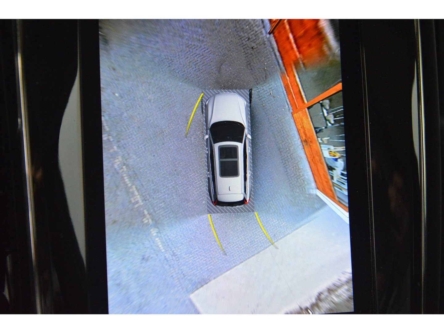 Volvo V60 T6 Hybride Ultimate Dark Long Range | Bowers & Wilkins | Head-Up Display | Panoramadak | Stoel + Stuur Verwarmd |