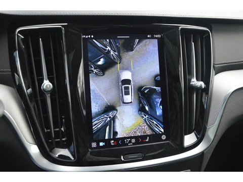 Volvo V60 T6 Hybride Ultimate Dark Long Range | Bowers & Wilkins | Head-Up Display | Panoramadak | Stoel + Stuur Verwarmd |