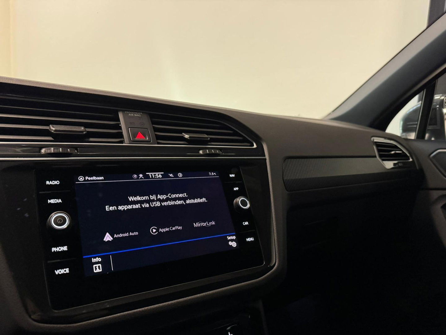 Volkswagen Tiguan 1.5 TSI R-Line PANO KEYLESS VOL'