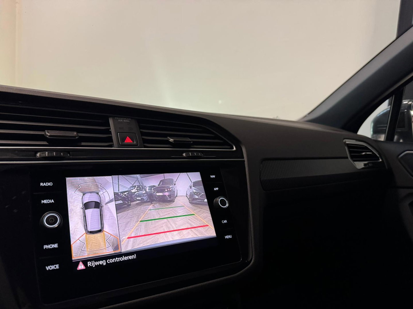 Volkswagen Tiguan 1.5 TSI R-Line PANO KEYLESS VOL'