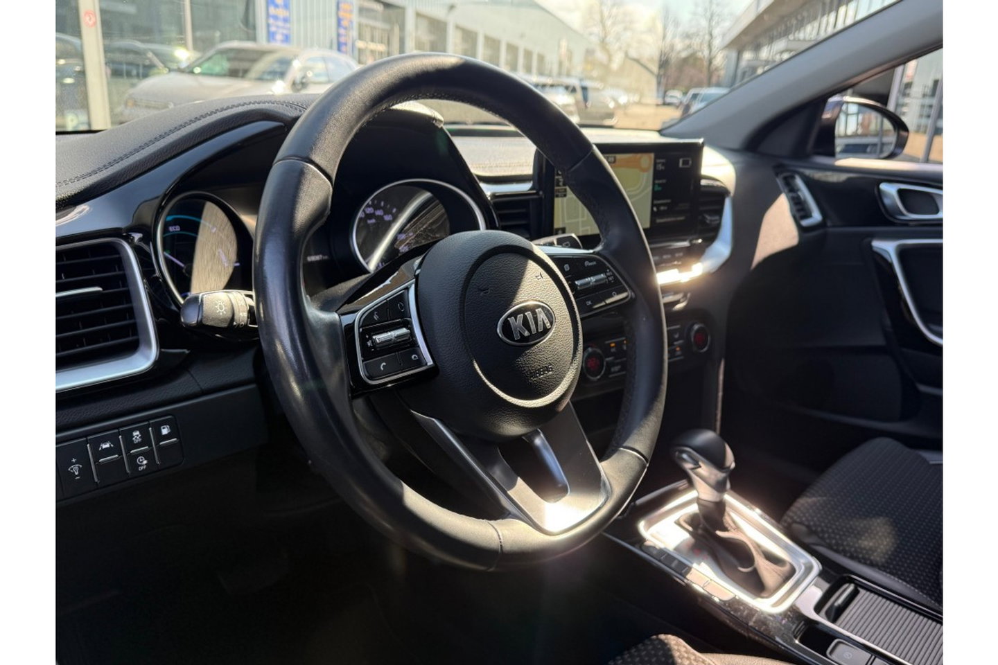 Kia Xceed 1.6 GDI PHEV DYNLINE AIRCO LMV PDC-CAMERA NAVI.