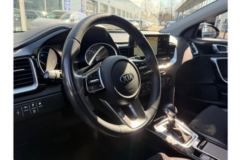 Kia Xceed 1.6 GDI PHEV DYNLINE AIRCO LMV PDC-CAMERA NAVI.