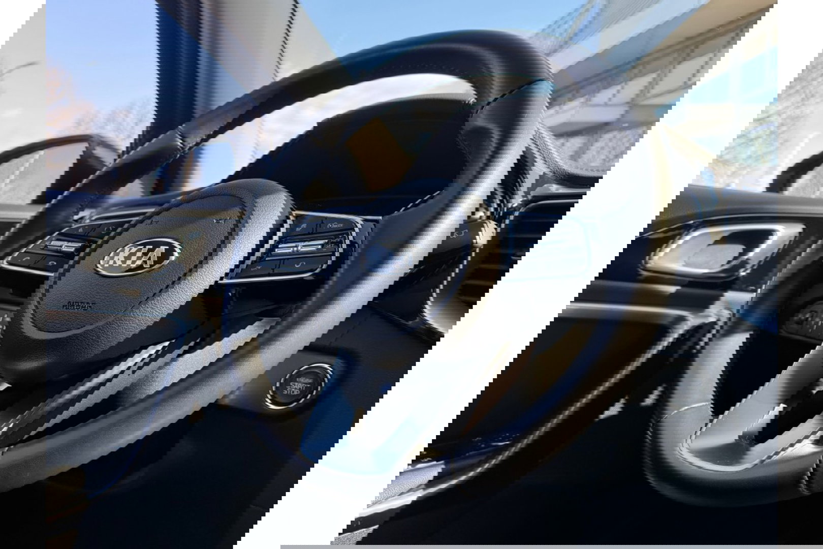 Kia Xceed 1.6 GDI PHEV DYNLINE AIRCO LMV PDC-CAMERA NAVI.